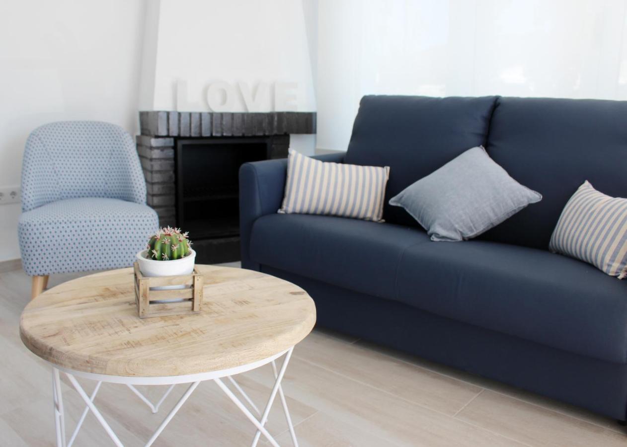 Villa La Costa - 3 Apartamentos Turisticos Росес Екстериор снимка