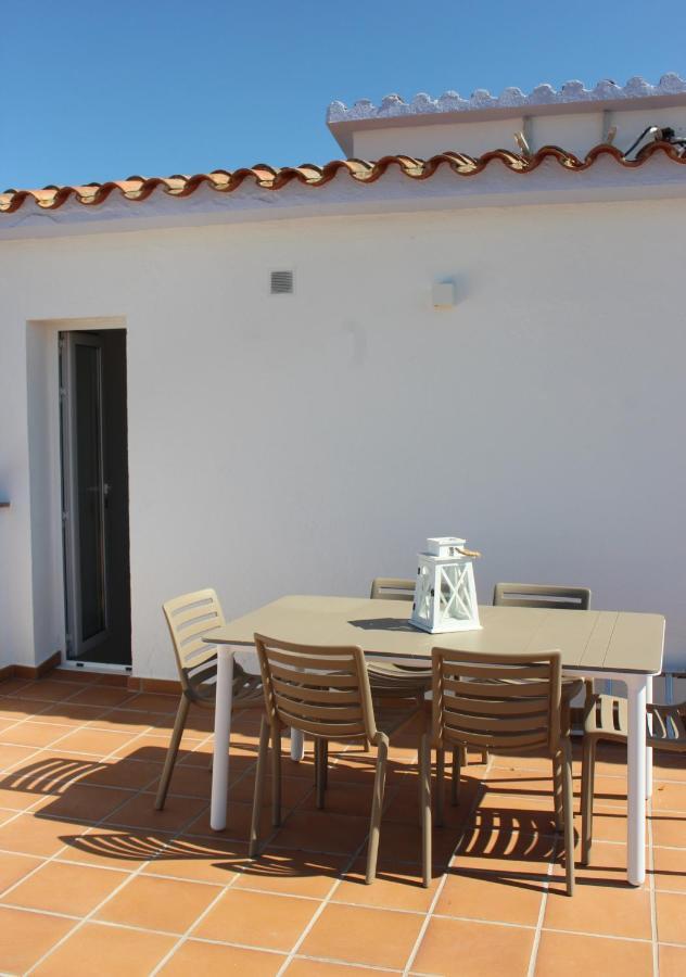 Villa La Costa - 3 Apartamentos Turisticos Росес Екстериор снимка