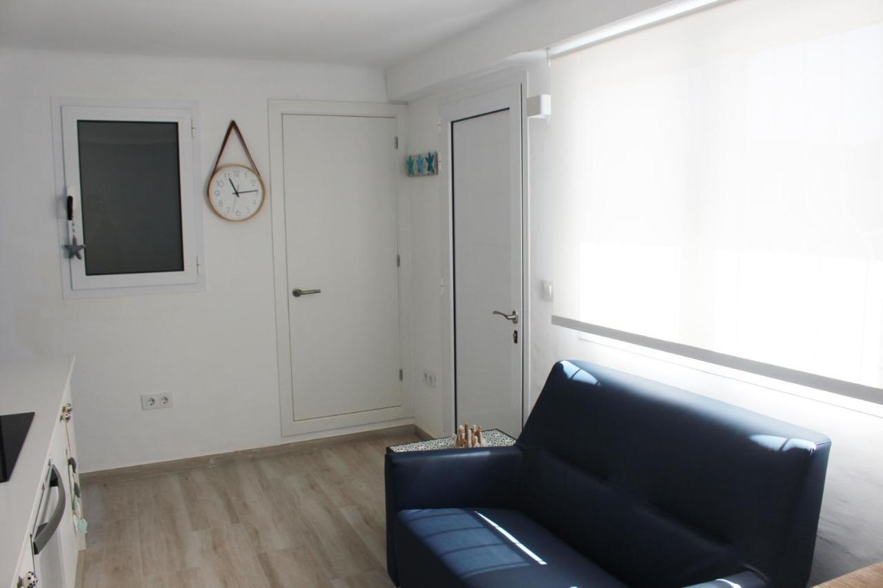Villa La Costa - 3 Apartamentos Turisticos Росес Екстериор снимка